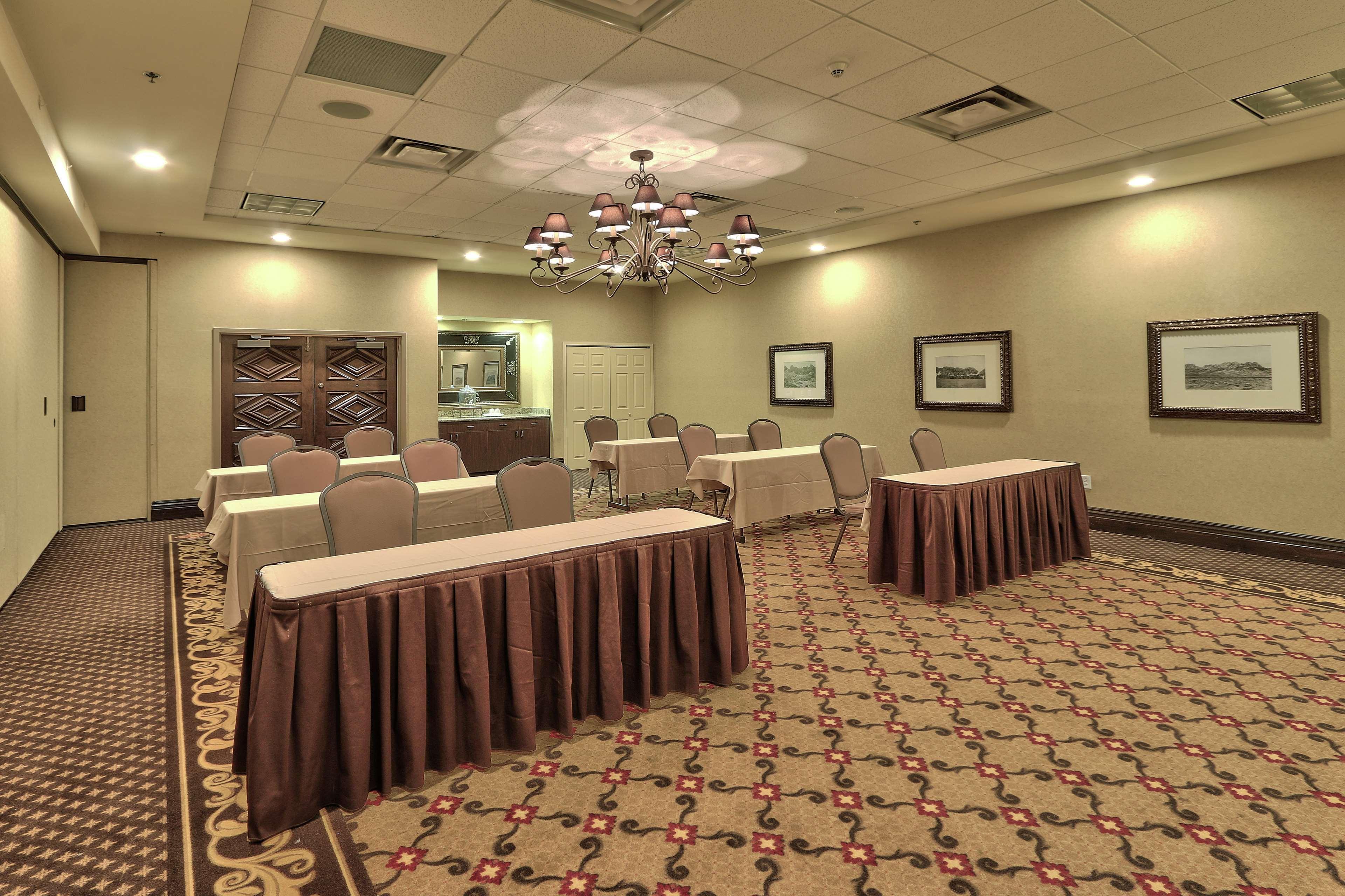 Hilton Garden Inn לאס קרוסס מראה חיצוני תמונה