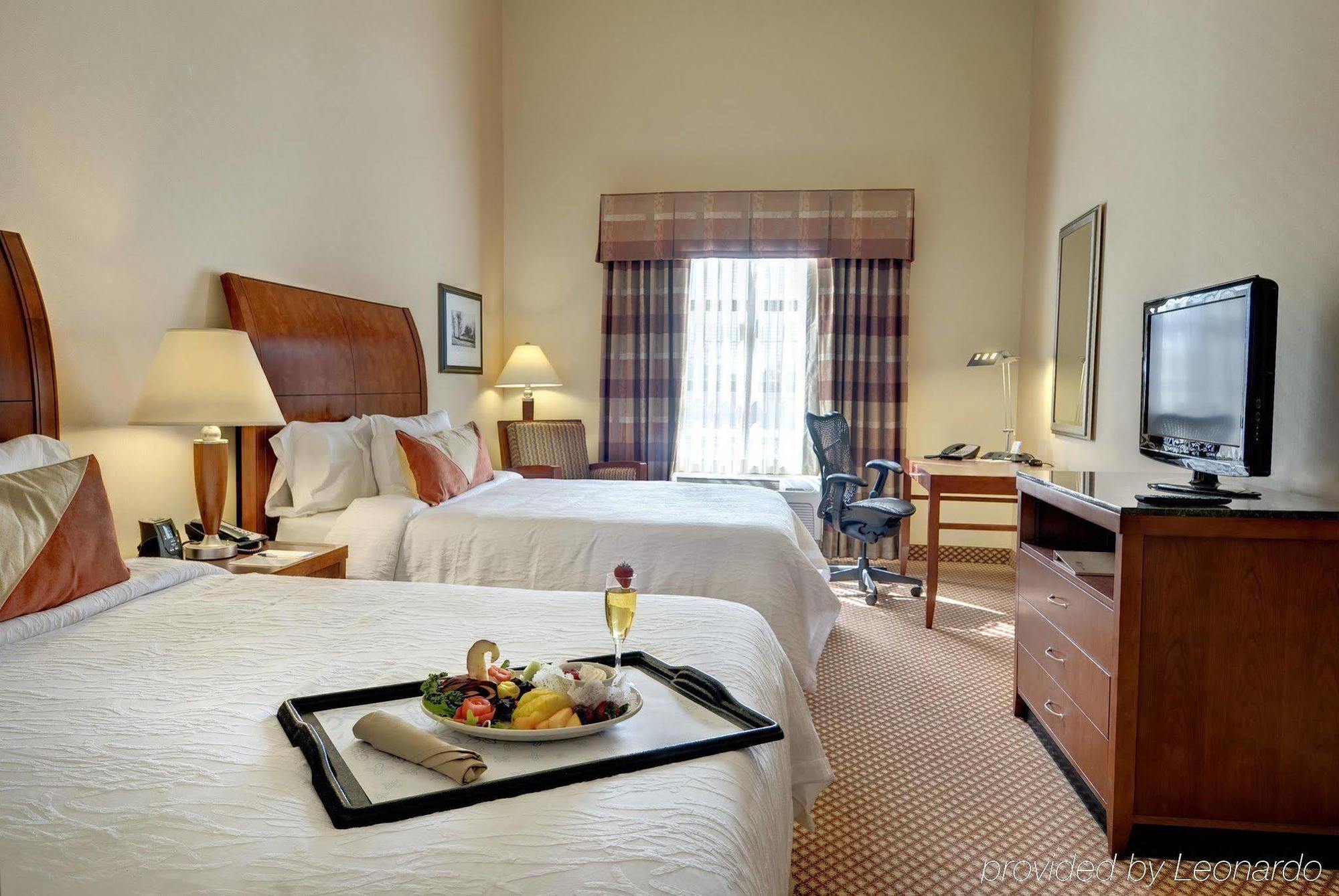 Hilton Garden Inn לאס קרוסס מראה חיצוני תמונה